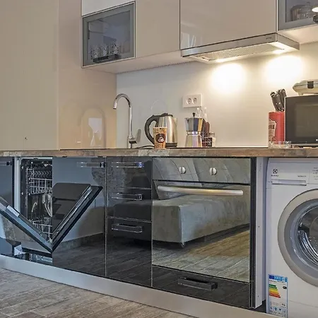 Apartment In Arena Mit Privatem Parkplatz Pula